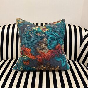 Brand New Pottery Barn Exotic Leyton Tropical Print  24 X 24 Pillow Cover